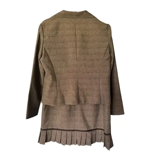 Sweet Suit Petite Women's Coffee Brown 2 Piece Skirt Set. Size 10P