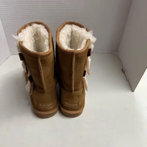 KOOLABURRA Women’s Suede Tan Bow Boots Faux Fur Lined Size 7