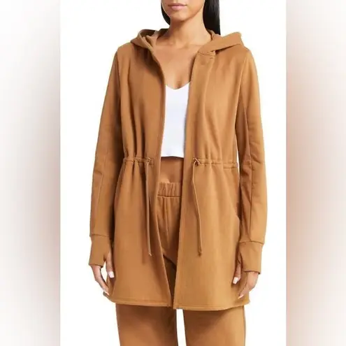 Beyond Yoga Women’s On The Go Hooded Jacket in Toffee Size L