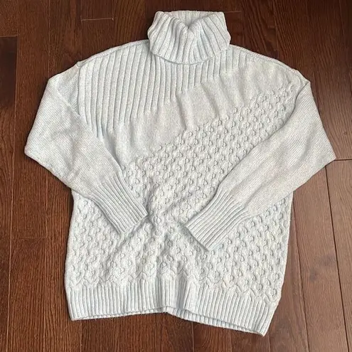 Nine West  Turtleneck Knit Sweater. Size Large. Light Blue