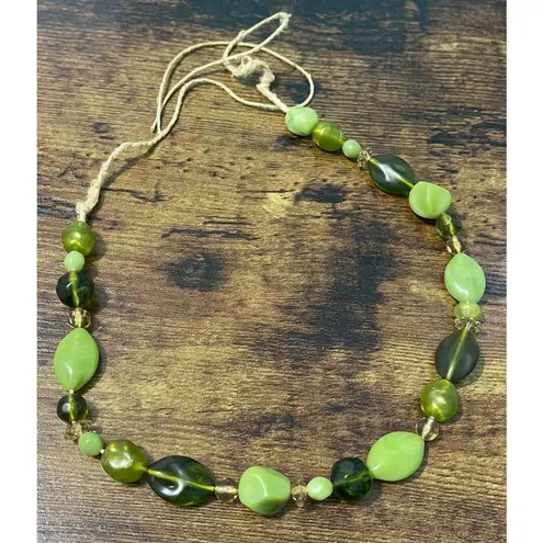 None Beaded Tie String Fashion Statement Necklace Green