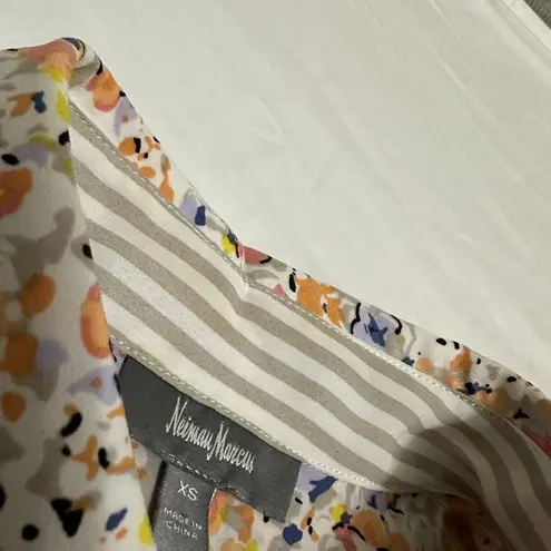 Neiman Marcus Women’s Floral / Striped Sleeves Button Up blouse Top Sz XS