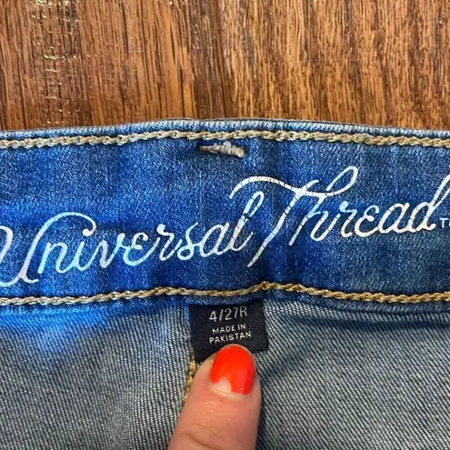 Universal Threads Universal Thread high rise skinny jeans raw hem size 27/4