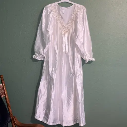 Vintage Komar Embroidered Floral Gown Wedding Honeymoon Size XL
