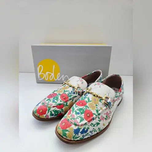 Boden White and Red Poppy floral loafers Size 40