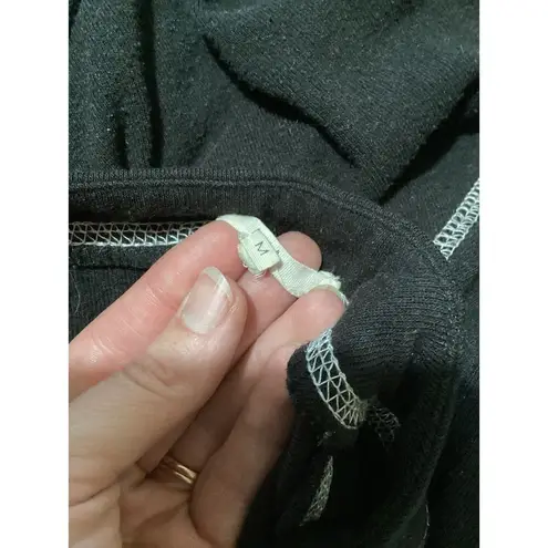 NIA Pullover Shirt Womens Medium Cropped Henley Long Sleeve Contrast Stitch Top Black