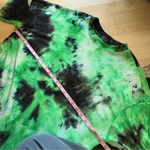 DRESSED IN LALA Dressed Green Tie