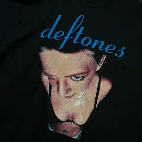 Deftones T-Shirt in Size XL