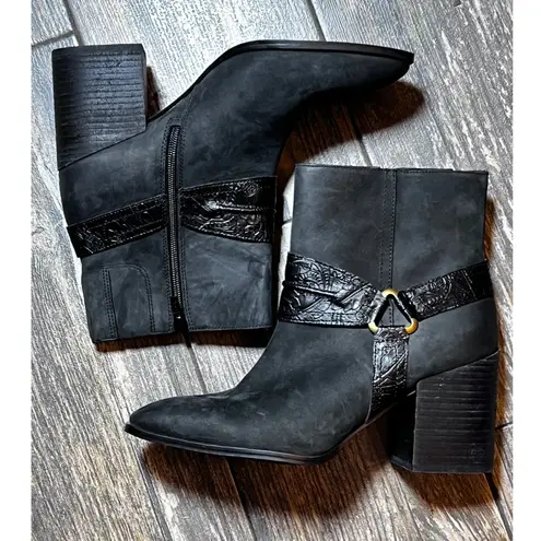 Vionic  Carnelia Black Nubuck Water Repellent Ankle Boots Block Heel Size 10 Chic