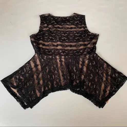 BCBGMAXAZRIA  Lace Overlay Peplum Top