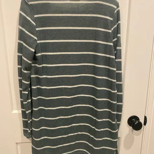 Bibi Green and White Cardigan Sweater NWT SIZE M Boutique NWT Size M