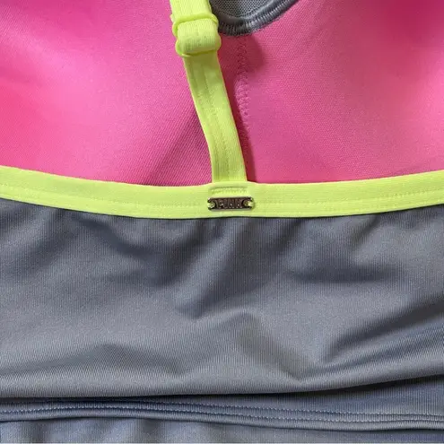 Active USA Victoria’s Secret Ultimate Push up Corset Gray Yellow Sports Bra New Size XXL