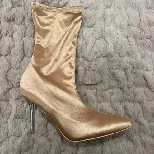Elegant Satin Gold Women's slip on Heel boots Size 11