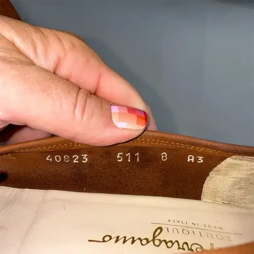 Salvatore Ferragamo women's Brown Suede Penny Loafers Size 8 AAA Narrow Shoes