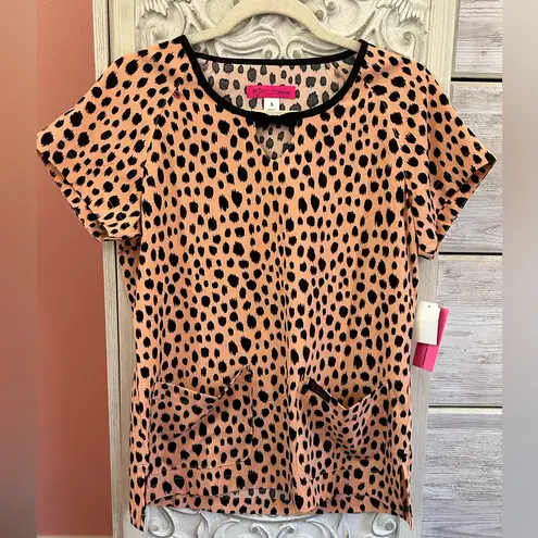 Betsey Johnson  Koi Dalmatian Spots 2Pocket Round Neck bow detail Scrub Top NWT S