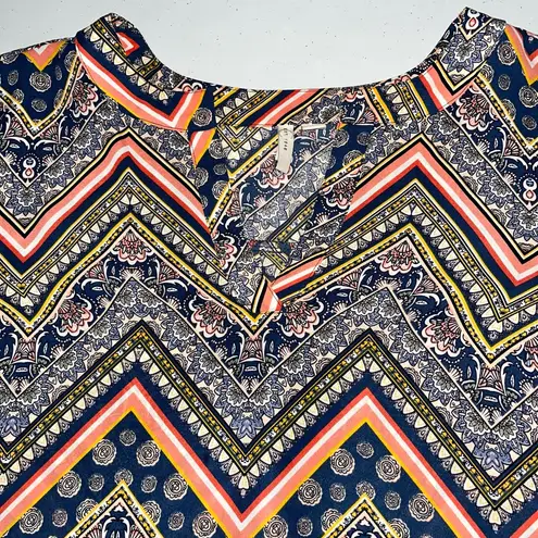 Est 1946 Boho Geo V Neck Blouse Black Size L