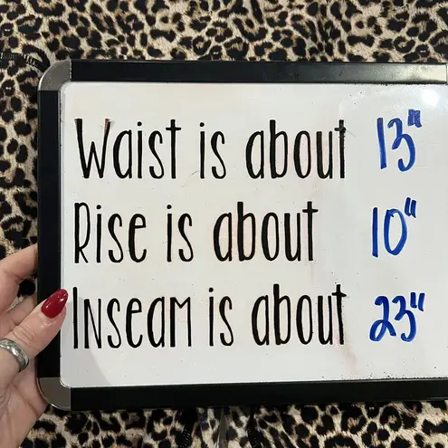 Zyia Active Size M 8 10 Leggings Hi Rise Leopard Print Brilliant Scrunchy Butt