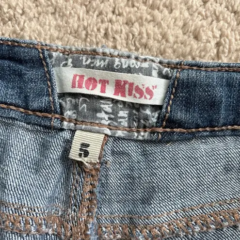 Hot Kiss Blue and Orange Cartoon Print Jean Shorts