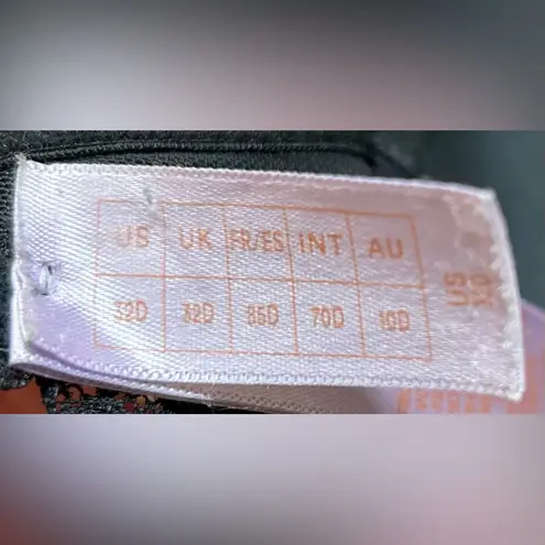 Savage X Fenty 32D Black Lace Padded Push Up Underwire Back Closure Bra