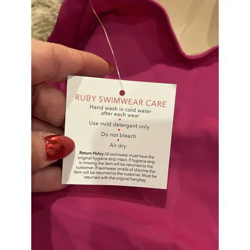 New Women's Ruby Ribbon Riviera Orchid One Piece Swimsuit #1913 Size 22 Red