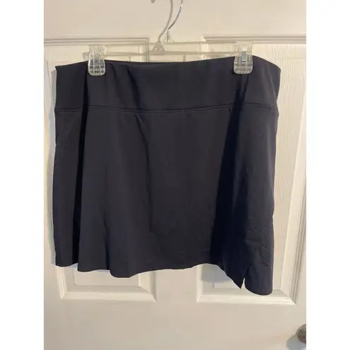IBKUL Women's 17.25" Faux Wrap Golf
Skort Size XL Black New With Tags