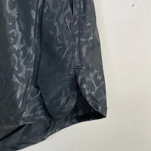 Zyia Active Black Leopard Print Bomber Workout Training Shorts womens L new nwt