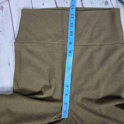 We Wore What Waffle Leggings Kangaroo M NWT