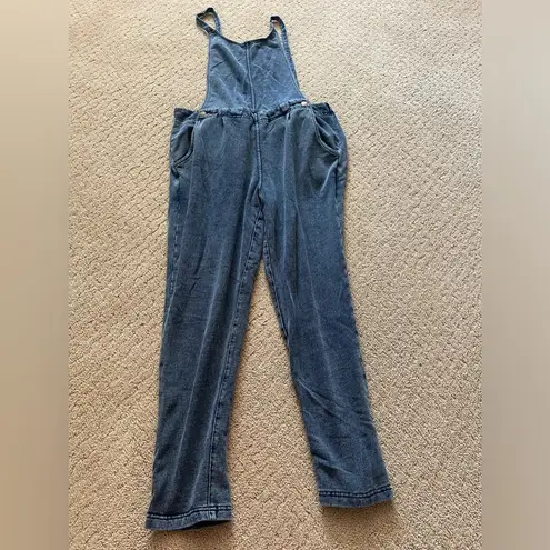 Evereve  Z Supply Blue Overalls Size Large Bin 288