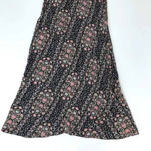 Flynn Skye the Bella maxi dress in a floral pattern Sz Small