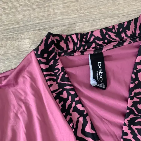 Bebe NWT  Animal Print Zebra Pink Pajama Set with Matching Belted Robe