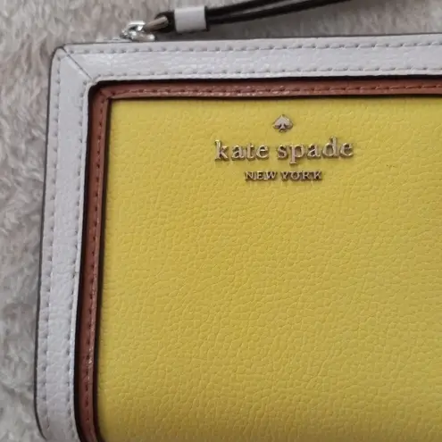  Patterson Drive Geraldine in Limelight w/ Matching Kate Spade Wallet - Image 5