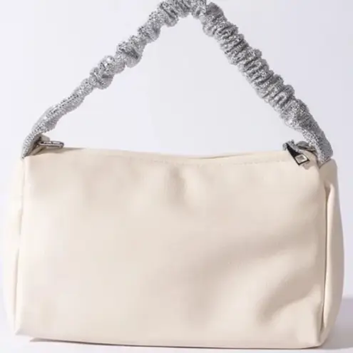 Callie Lives Cream w/ Silver Ruched Handle Crossbody Bag with detachable chain