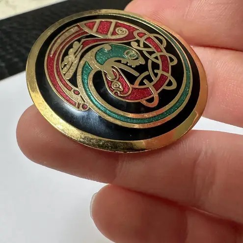 Celtic Sea Gems Signed Cloisonne Style Enamel Gold Tone Brooch Pin