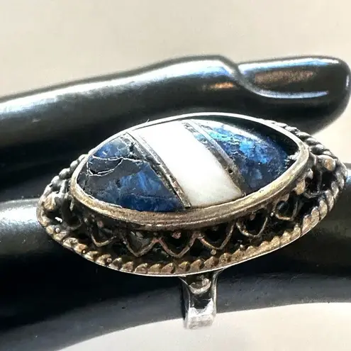925 Sterling Silver Ring with Lapis and Mother of Pearl