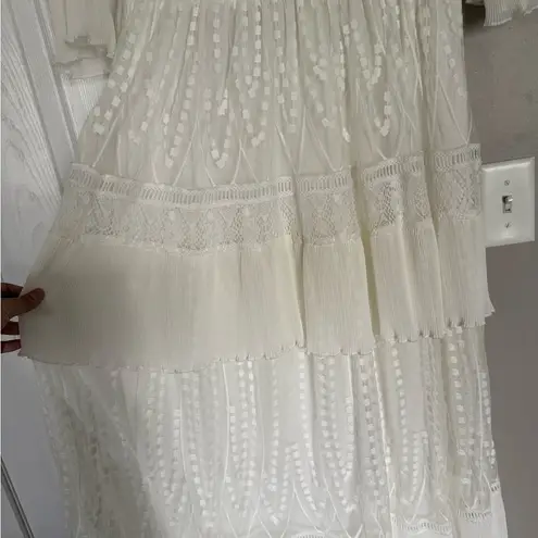 A Beautiful Soul Elegant White Maxi Dress Lace Ruffles Size L