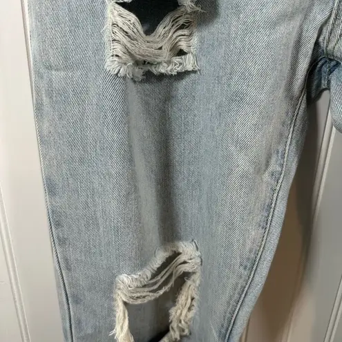 Pink Lily  Jeans Size 30 Light wash with Distressing