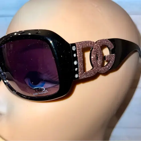 DG Pink Glitter Sunglasses 🕶️