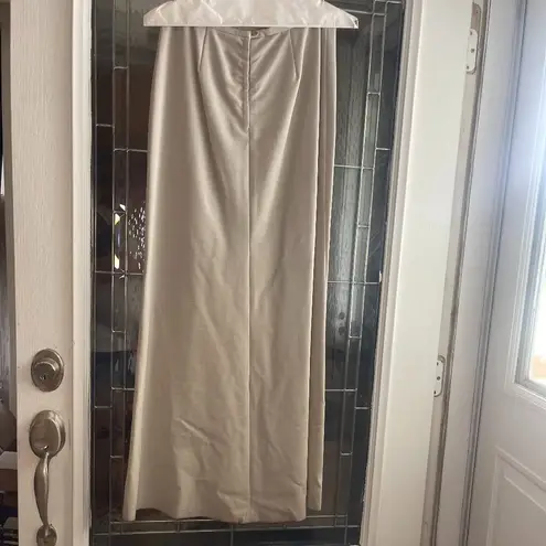 Theory  Off White Maxi Long Floor Length Skirt Size 4 - Image 2