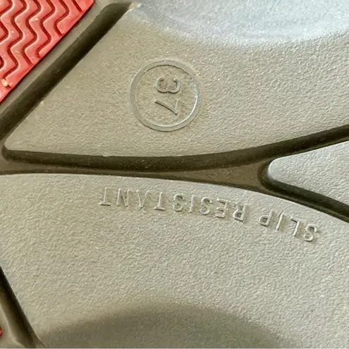 Dansko Edda Mary Jane Sneaker Women's size 37 Red Suede Like New