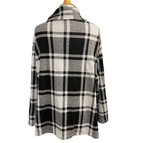 Women's BBJ Los Angeles Black & White Plaid Cardigan L Size L