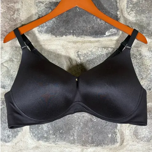 Cacique Lightly Lined No Wire Black Bra 44C Adjustable Straps Comfort Back Close