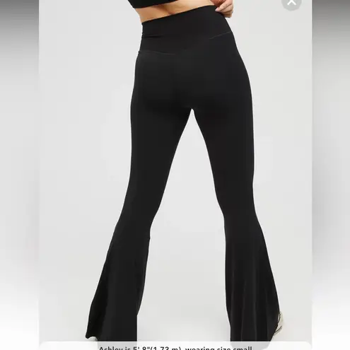 OFFLINE By Aerie Real Me High Waisted Crossover Rib Super Flare Black Leggings M Size M