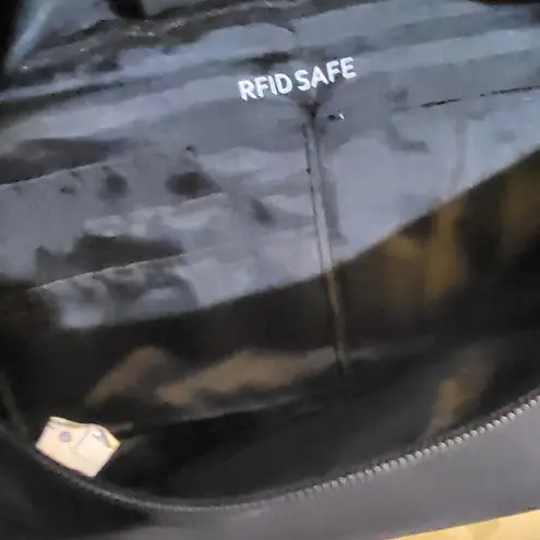 Foldie Black Crossbody Bag with Minimalist Design and Durable Fabric