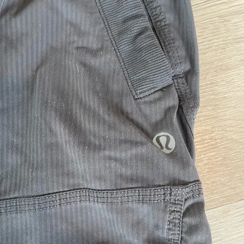 Lululemon  Windbreaker Capri