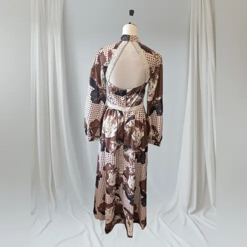 SHEIN X Cream Gown with Mock Neck Size L