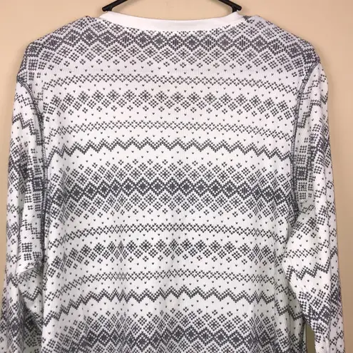 Made for life NWOT Women’s Patterned White Gray Thermal Henley Shirt