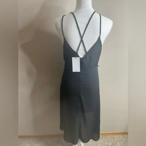 The Hanger NWT little black dress size small