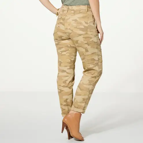 Democracy NWT "Ab"solution® High-Rise Rolled Cuff Utility Pant SZ-12 Camo