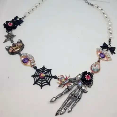 Betsey Johnson NWT  Halloween Necklace Rare