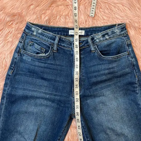 Vervet Flying Monkey High Rise Comfort Stretch Distressed Blue Mom Jean Size 30